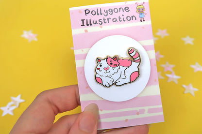 Sitting Enamel Love Heart Cat Pin